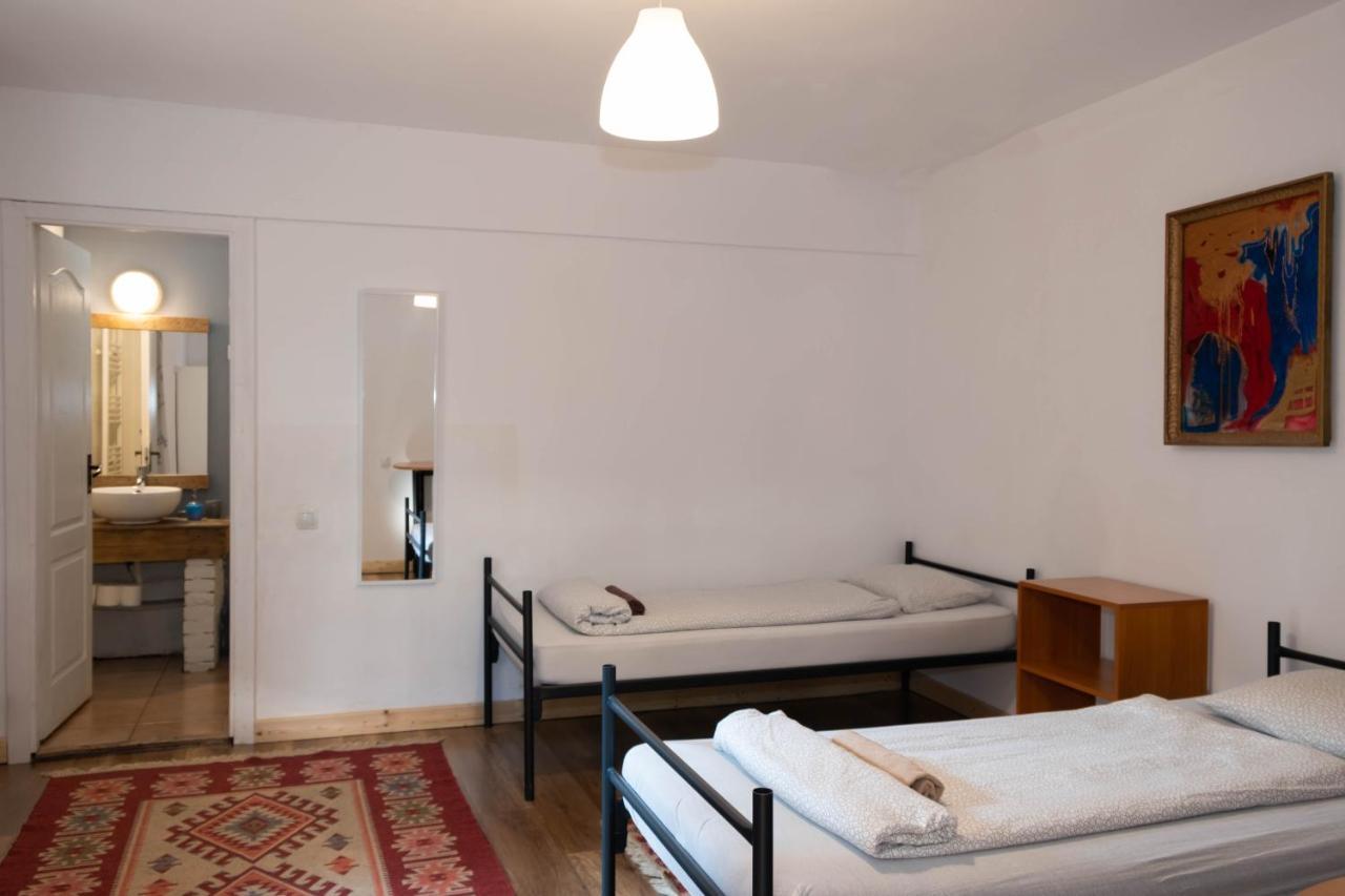 Zen Hostel Cluj-Napoca Exteriör bild